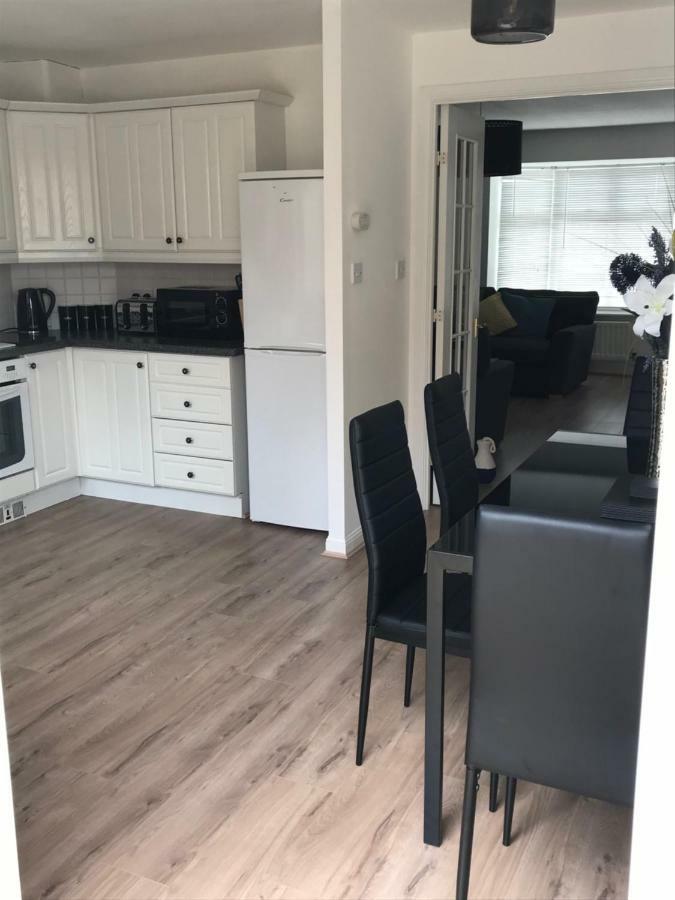 Eastbourne, Sovereign Harbour Holiday Home エクステリア 写真