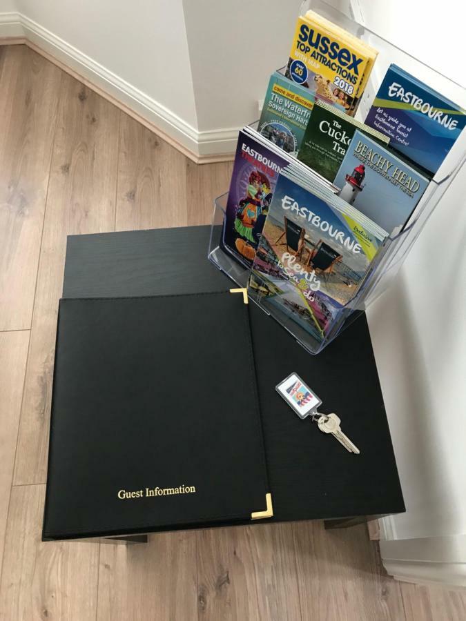 Eastbourne, Sovereign Harbour Holiday Home エクステリア 写真